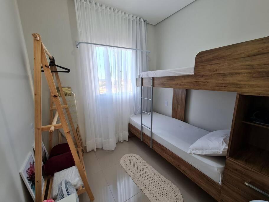 Apt401 Central,4ºand/n Tem Elevador, 3 Quartos * Montes Claros