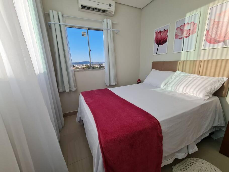 Apt401 Central,4ºand/n Tem Elevador, 3 Quartos * Montes Claros